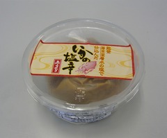 パックに入ったイカの塩辛の写真